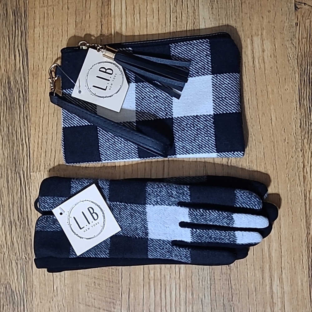 L.I.B. - Buffalo Plaid Gloves & Wristlet
